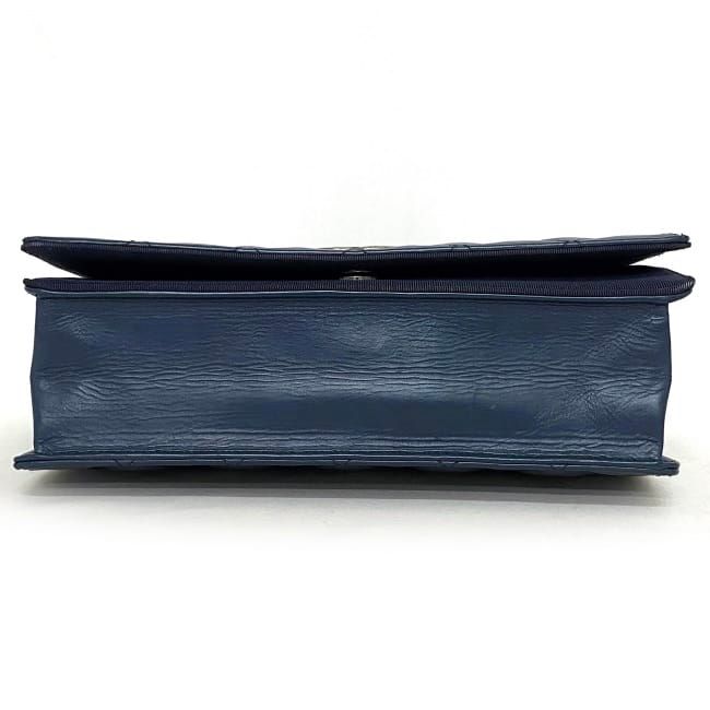 Chanel Chain Shoulder Bag Navy Black Silver Quilted — view 5