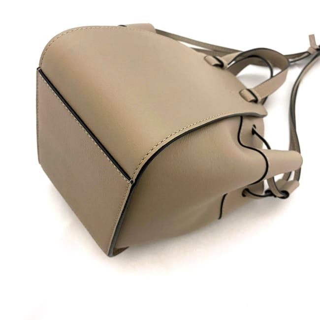 Loewe Shoulder Bag Hammock Mini Beige — view 7