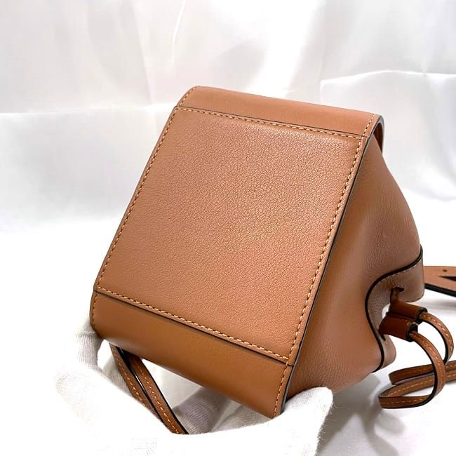Loewe Shoulder Bag Hammock Mini Brown Anagram — view 8
