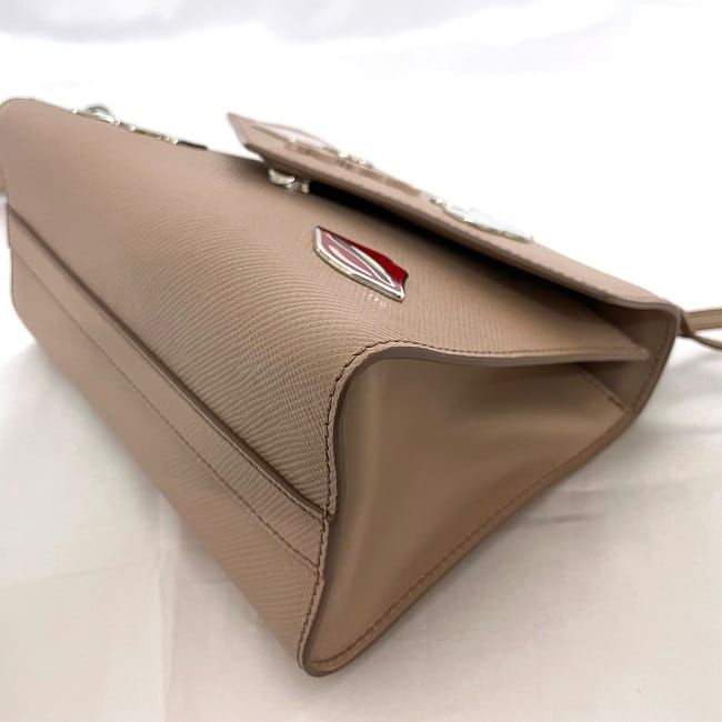 Prada Chain Shoulder Bag Beige — view 7