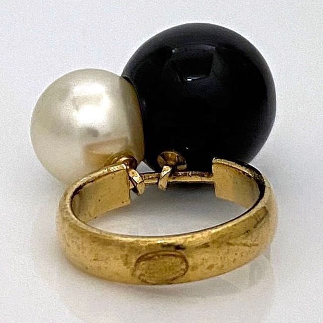 Chanel Pearl Ring Gold White Black — view 2