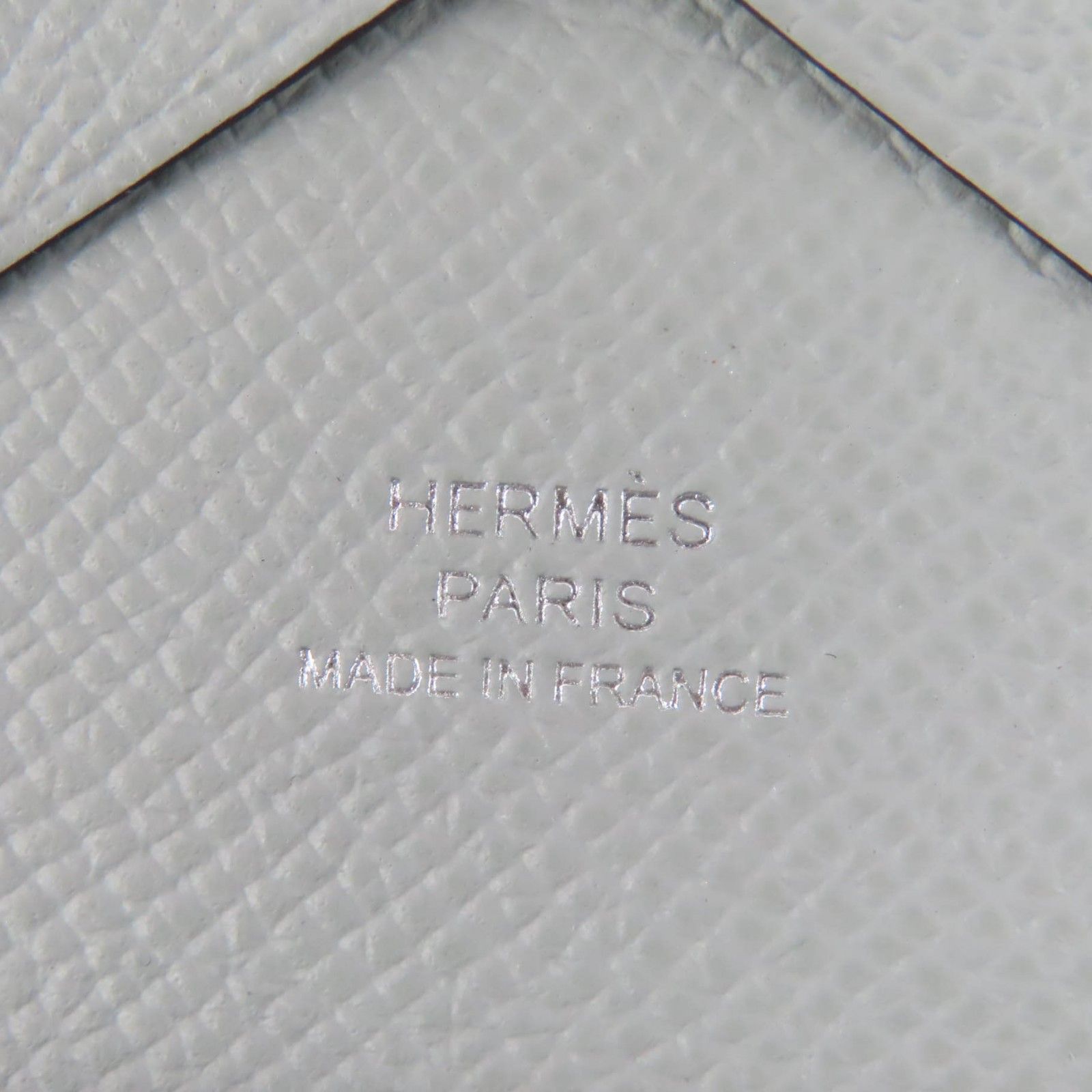 Hermes Calvi Duo Veau Epsom Gris Perle Silver Series Coin Case — view 8