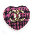 Chanel CC Logo Heart Brooch