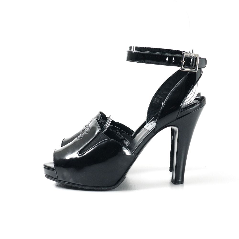 Chanel Sandals 35c 07c CC Logo CC Enamel Ankle Strap — view 2