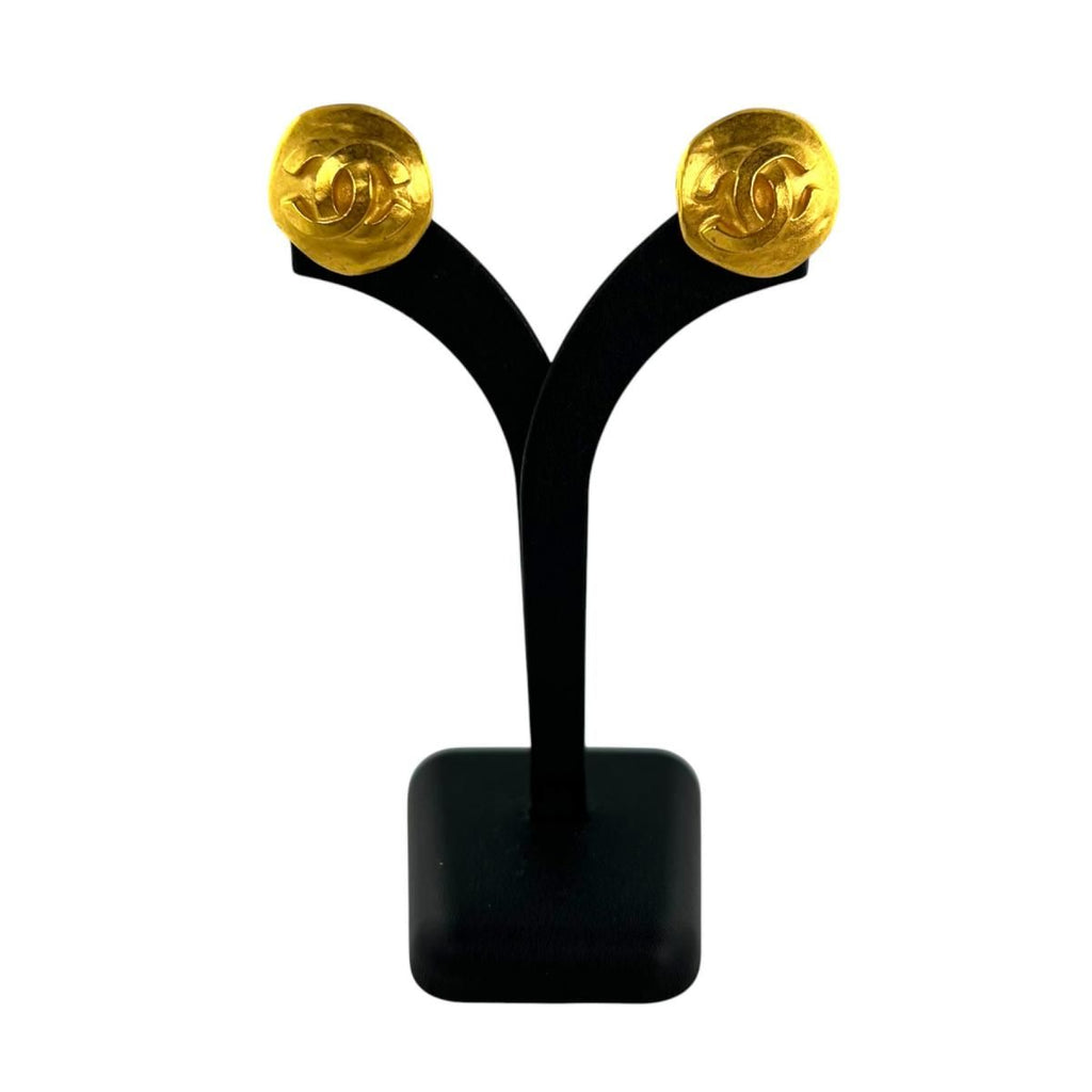 Chanel Turnlock Round Earrings CC Logo Gold — view 3