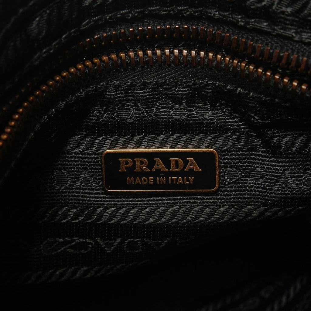 Prada Shoulder Bag Logo — view 9