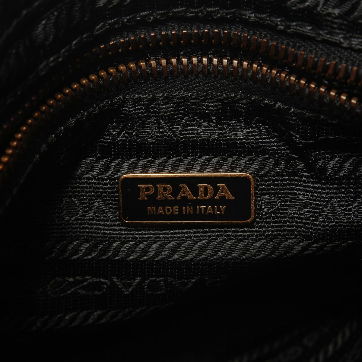 Prada Shoulder Bag Logo — view 9