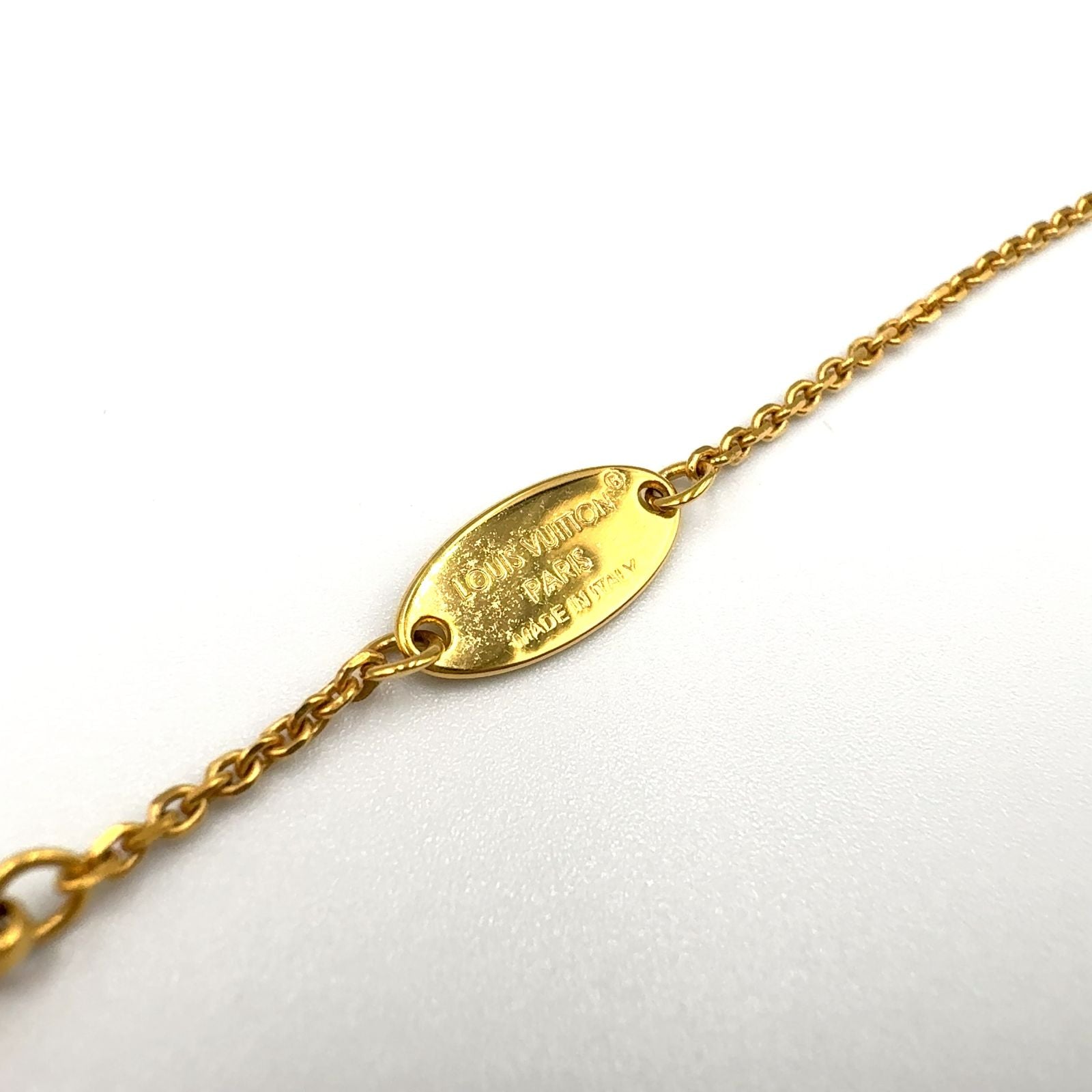 Louis Vuitton LV Flower Lambskin Gold Plated Necklace — view 4