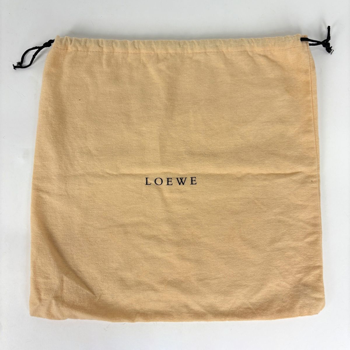 Loewe Anagram Shoulder Bag Leather Black — view 9