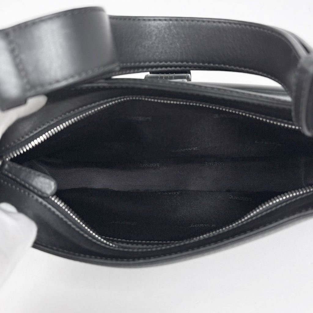 Loewe Anagram Shoulder Bag Leather Black — view 8