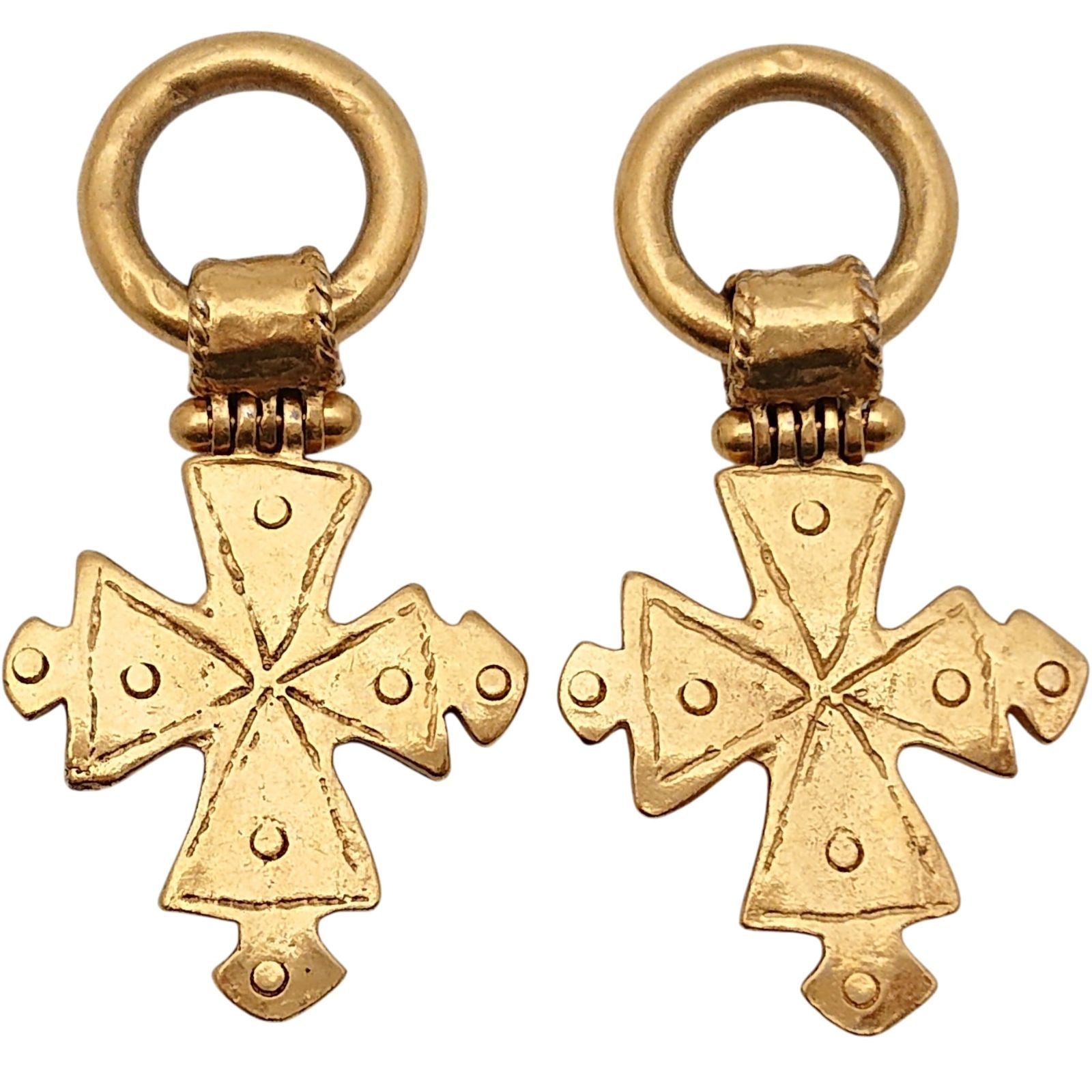 Chanel engraved Vintage Cross Earrings CC Logo Gold — view 5