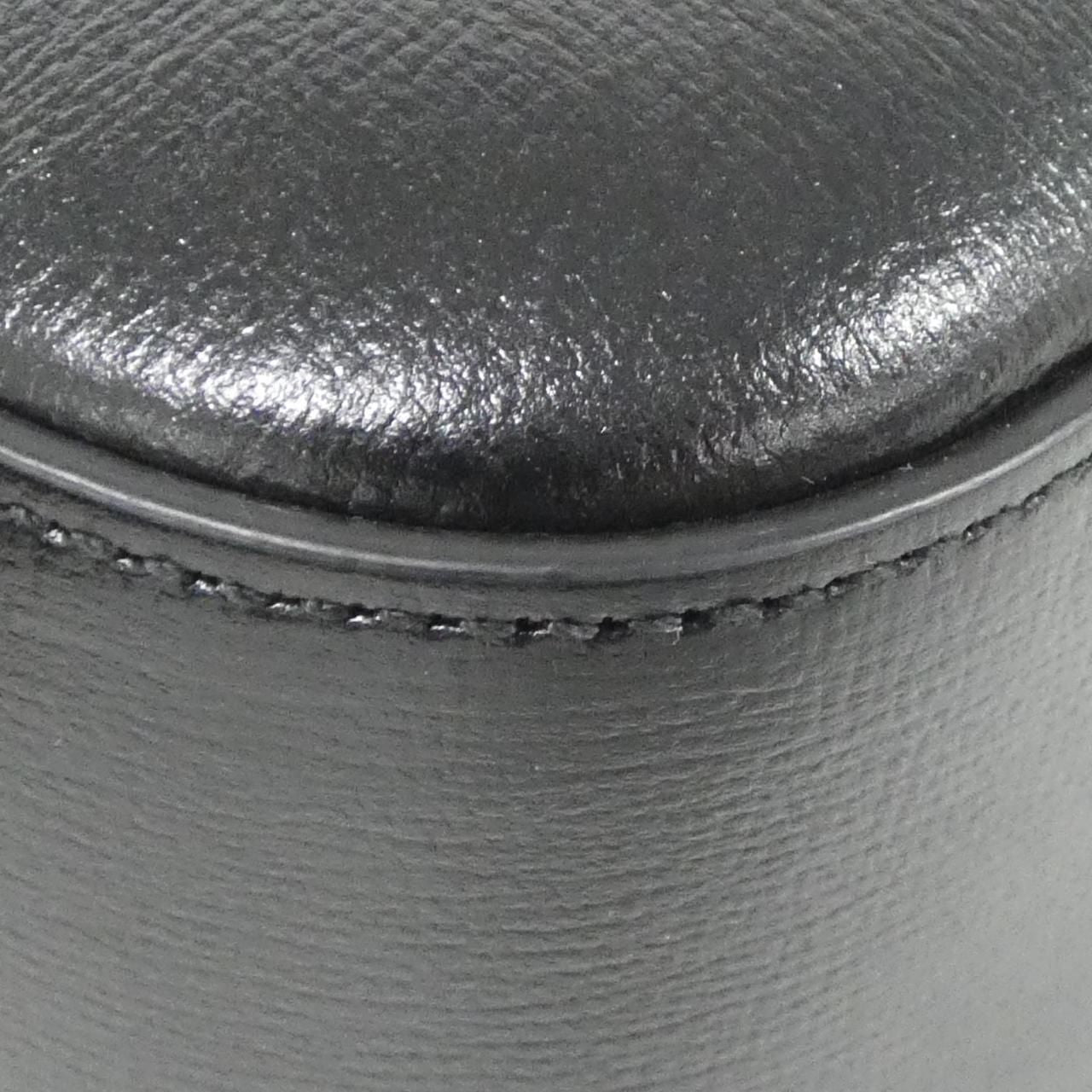 Gucci Horsebit Shoulder Bag — view 3
