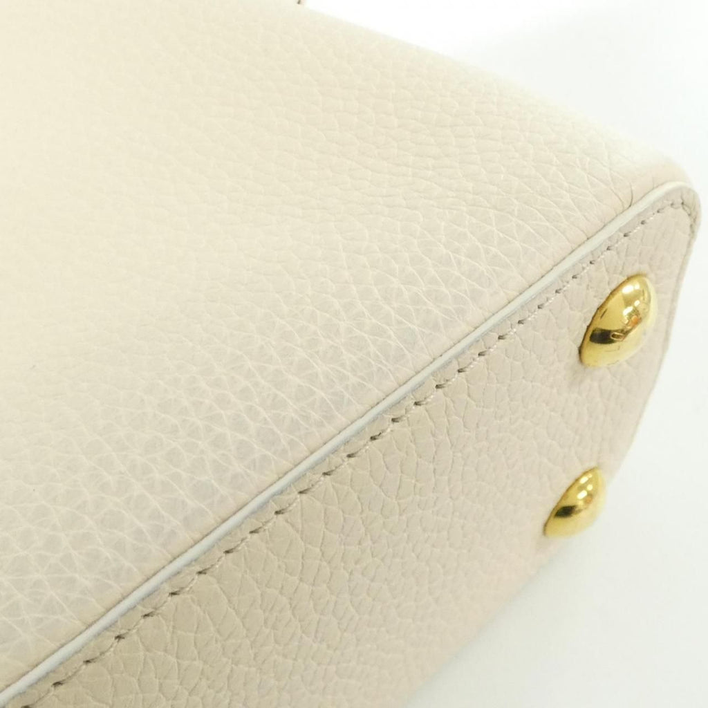 Louis Vuitton Capucines BB Bag — view 4
