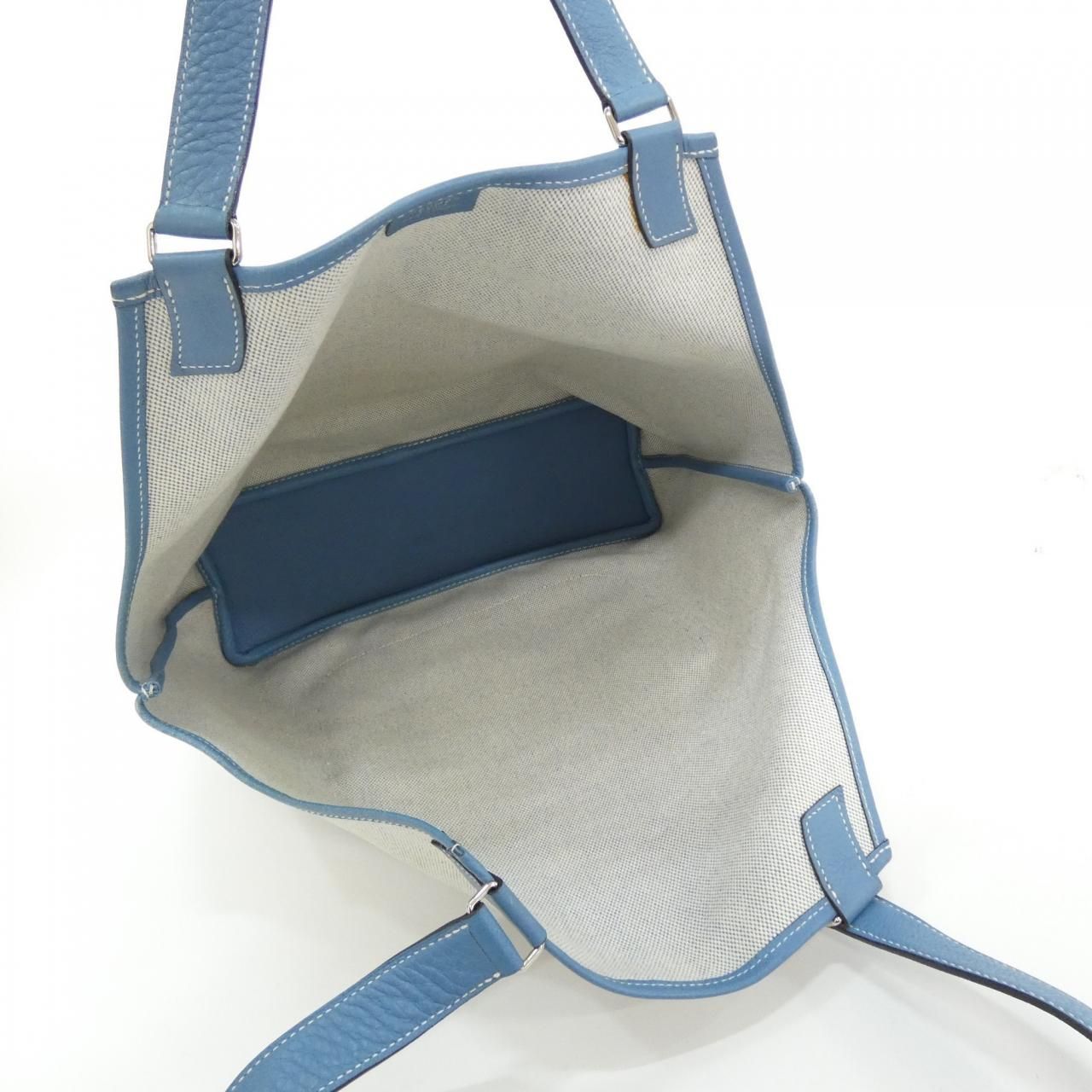 Hermes Vintage Jardinier Shoulder Bag — view 7