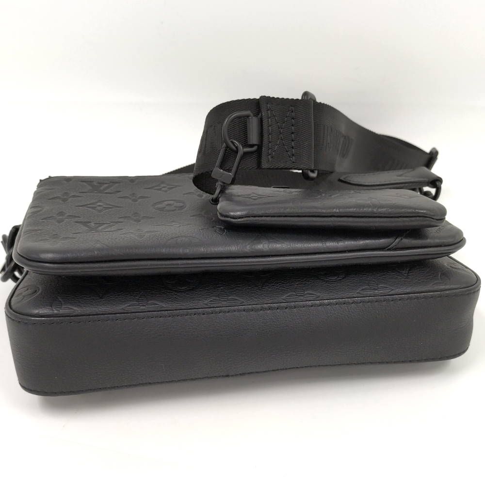 Louis Vuitton Trio Messenger Shoulder Bag Monogram Shadow Leather Black — view 5