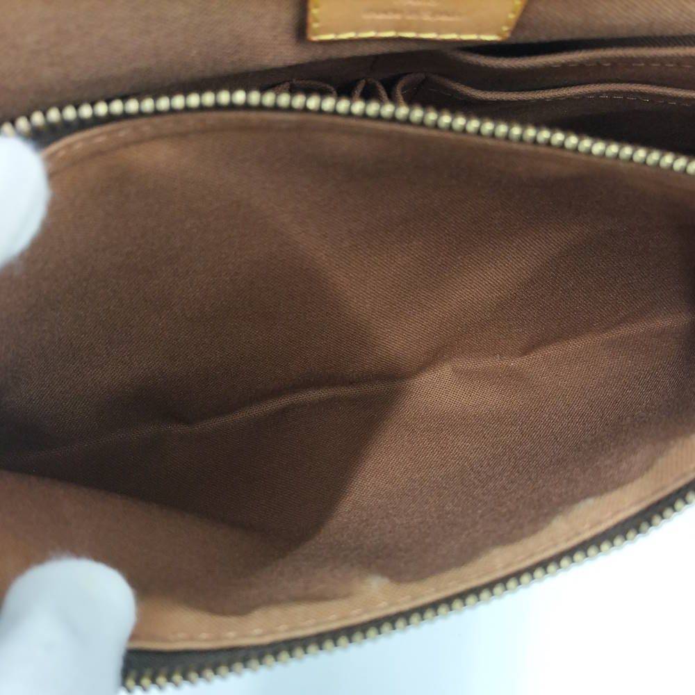 Louis Vuitton Messenger Bob le MM Shoulder Bag Monogram Brown — view 8
