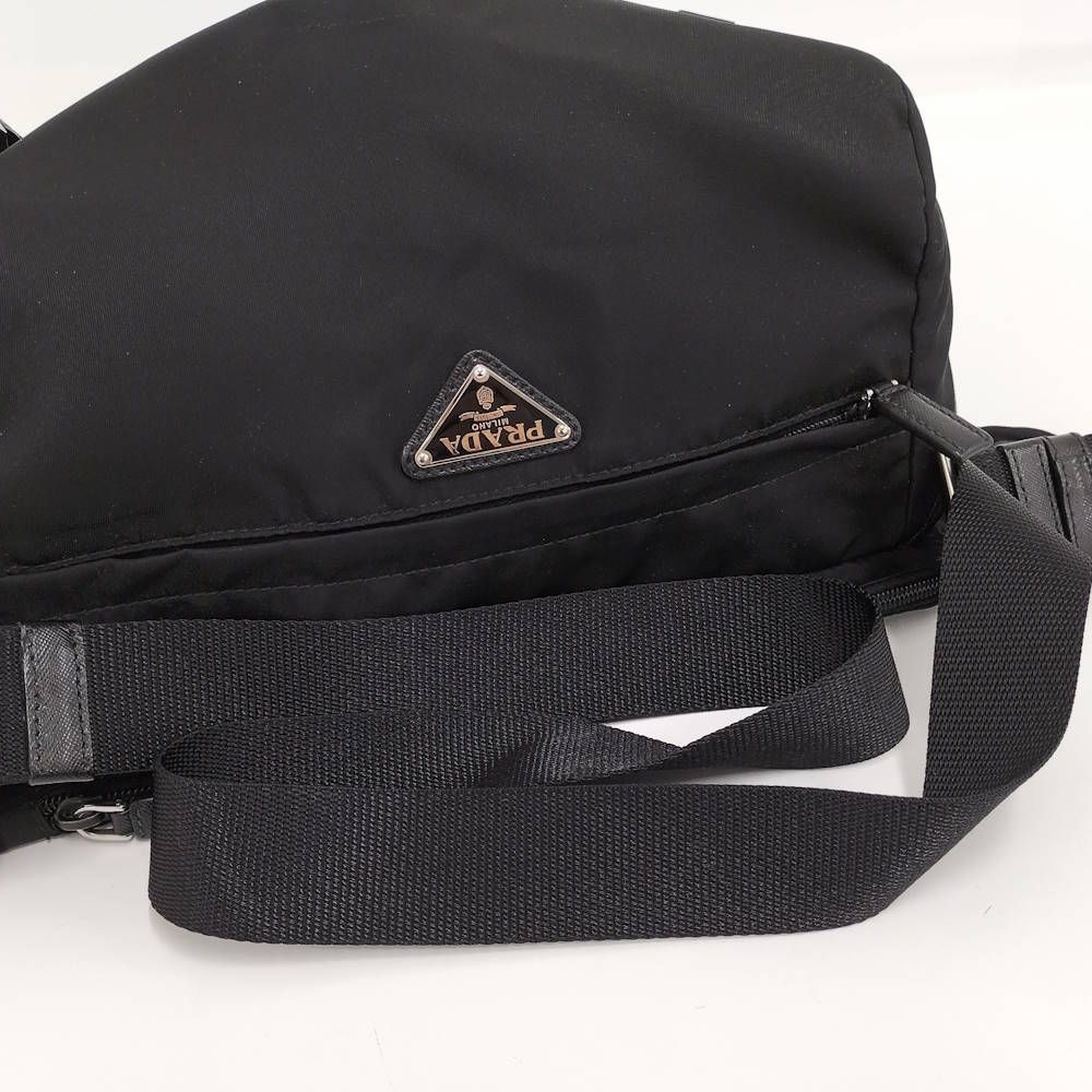 Prada Shoulder Bag Triangle Plate Nylon Black — view 4