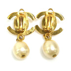 Chanel Earrings CC Logo — view 4
