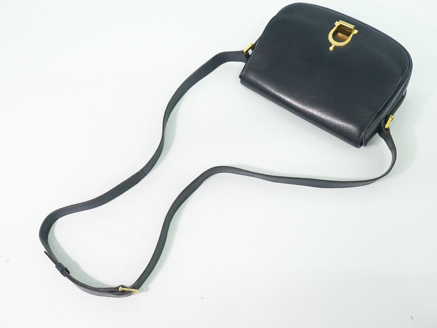 Celine Horse Shoe Shoulder Bag Pochette Leather Navy — view 4