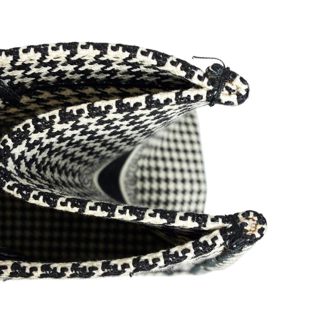 Dior Book Tote Houndstooth Black White — view 5