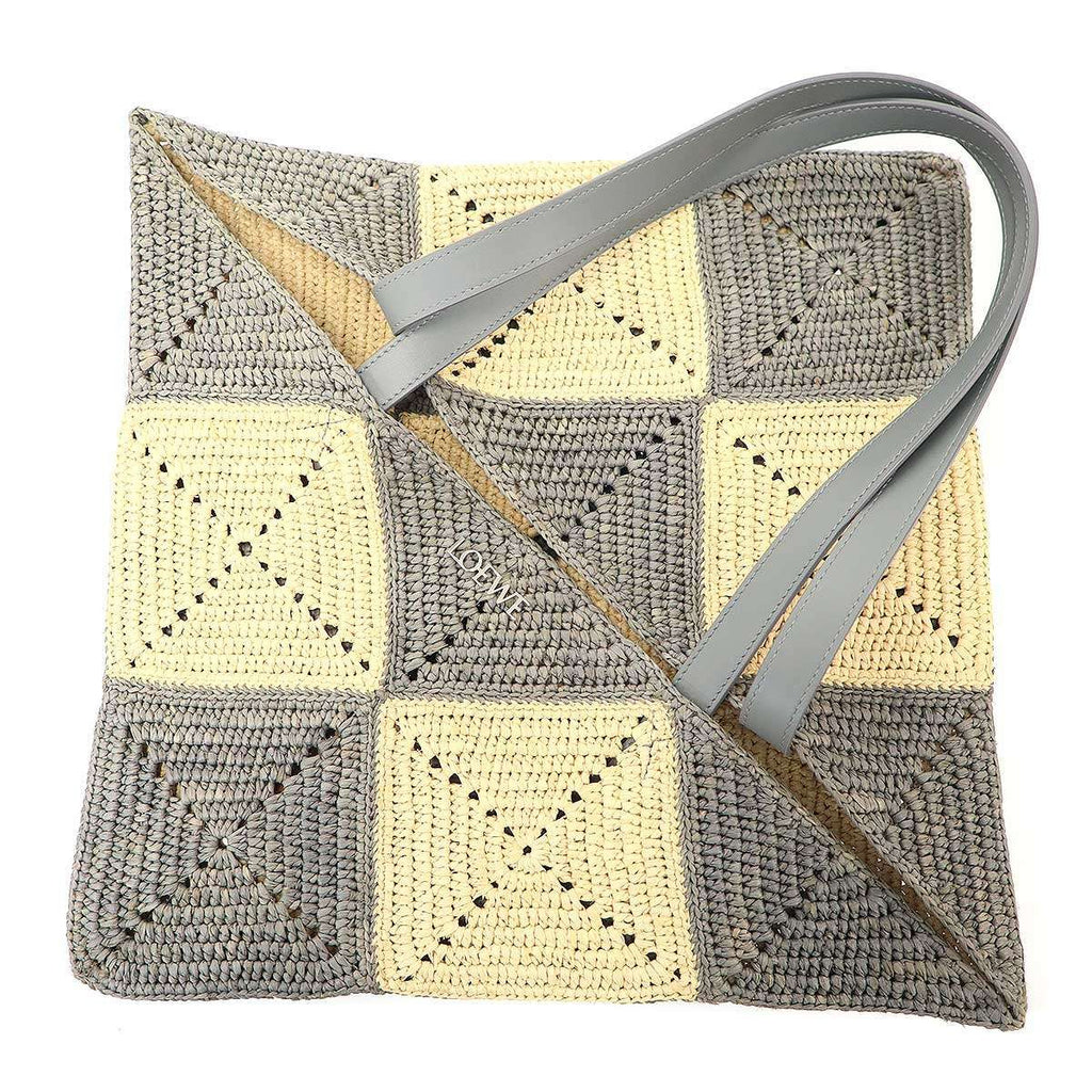 Loewe Puzzle Tote XL Daiamond Fold Raffia Gray Beige — view 9
