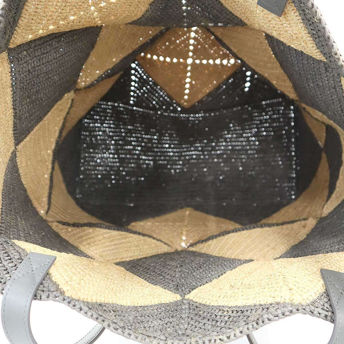 Loewe Puzzle Tote XL Daiamond Fold Raffia Gray Beige — view 6