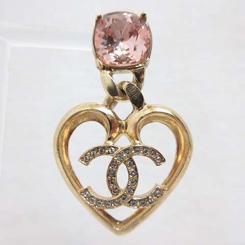 Chanel Earrings Heart CC Logo Rhinestone Stud Gold Pink — view 4