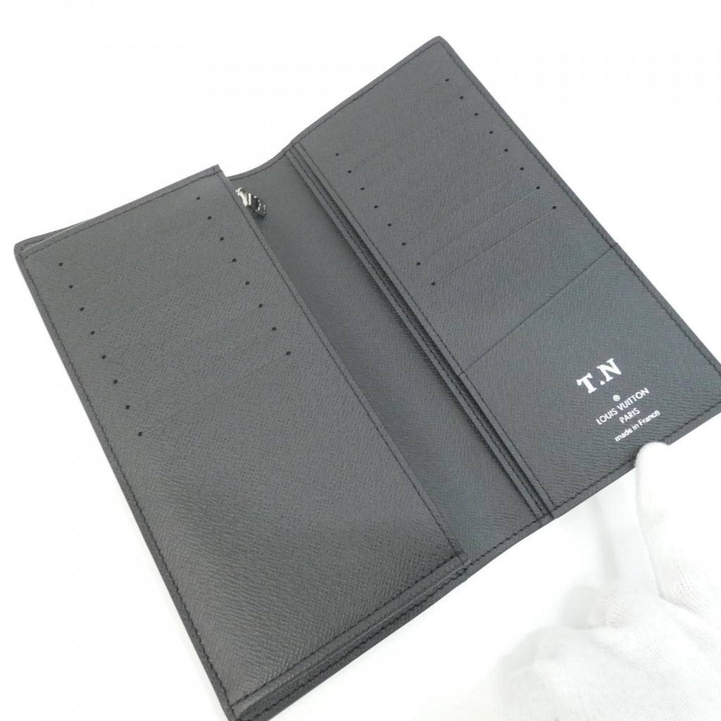 Louis Vuitton Taiga Portefeuille Brother Wallet — view 3