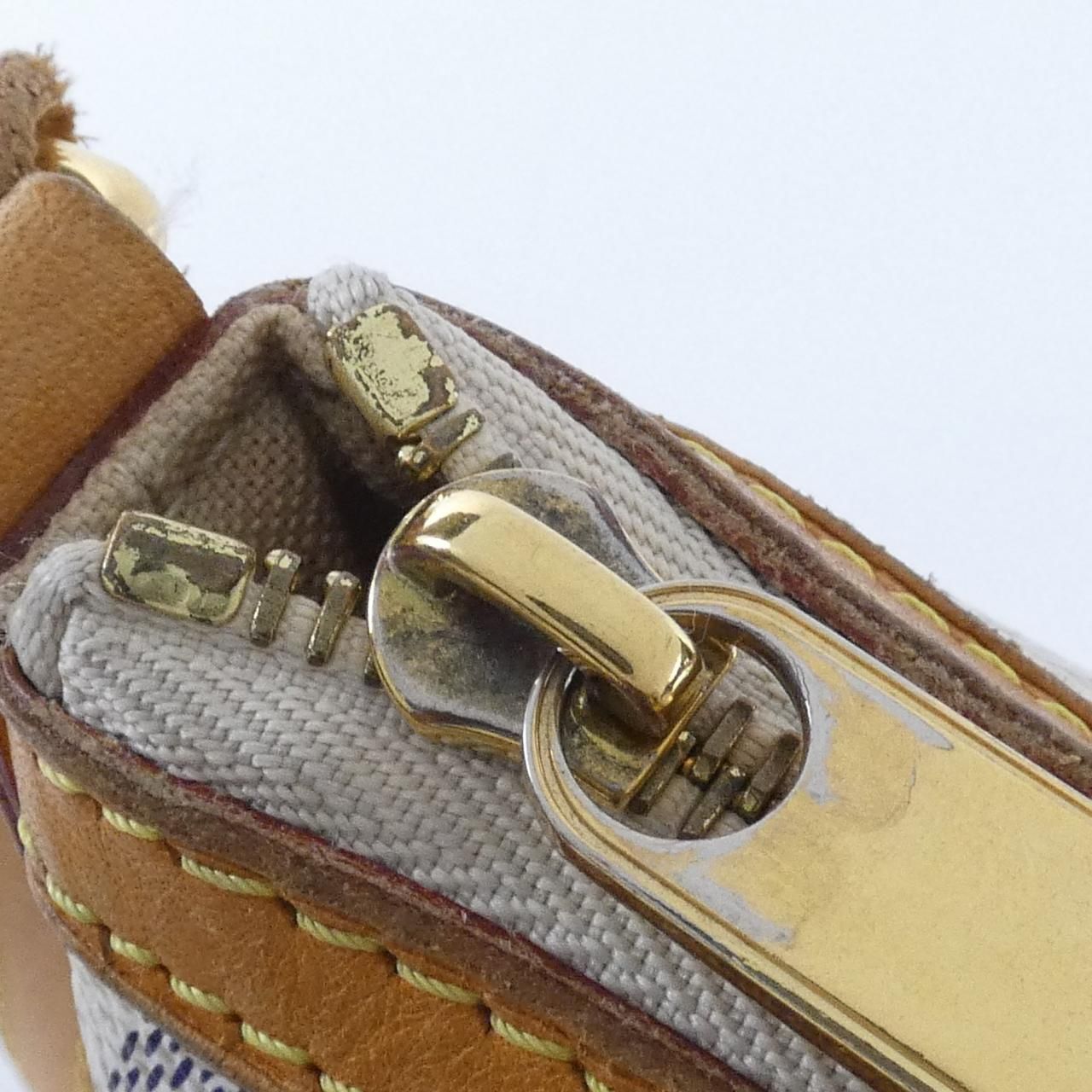 Louis Vuitton Damier Azur Syracuse PM Shoulder Bag — view 6