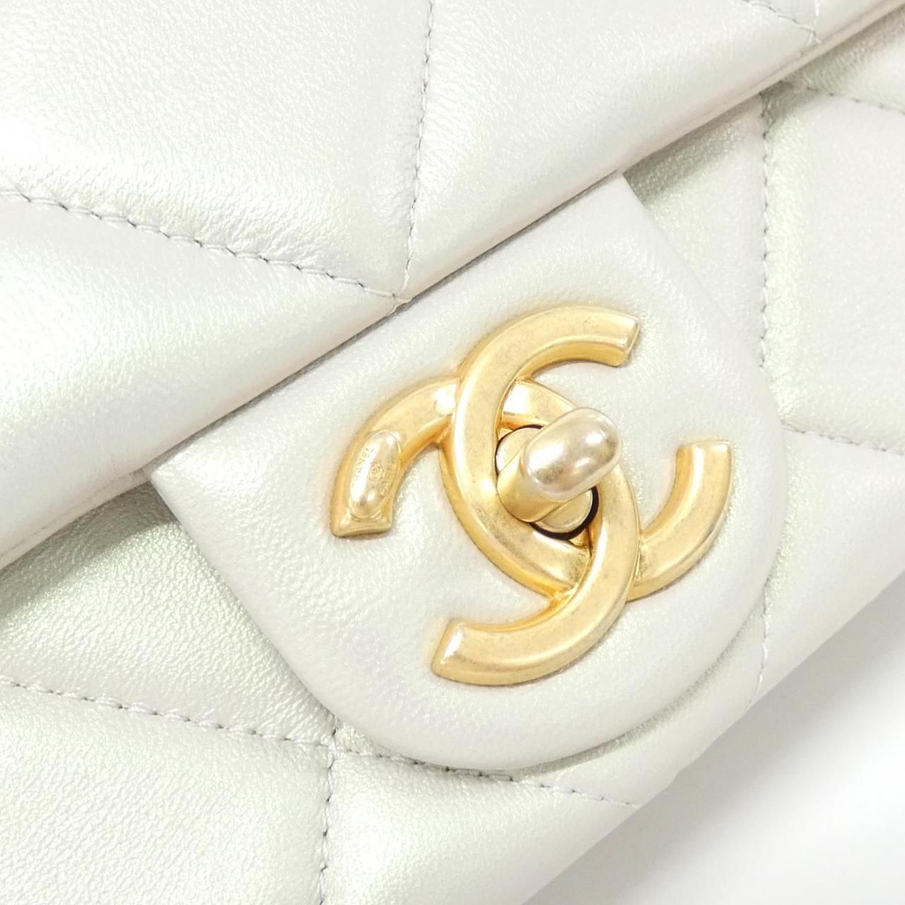 Chanel Shoulder Bag Gray — view 4