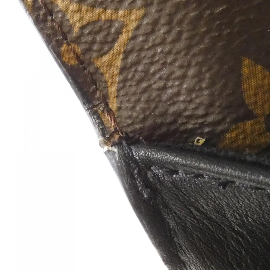 Louis Vuitton Monogram Pochette Metis MM Bag — view 8