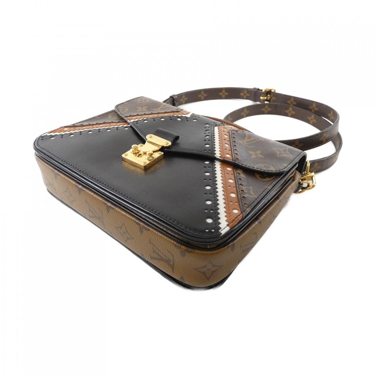 Louis Vuitton Monogram Pochette Metis MM Bag — view 3