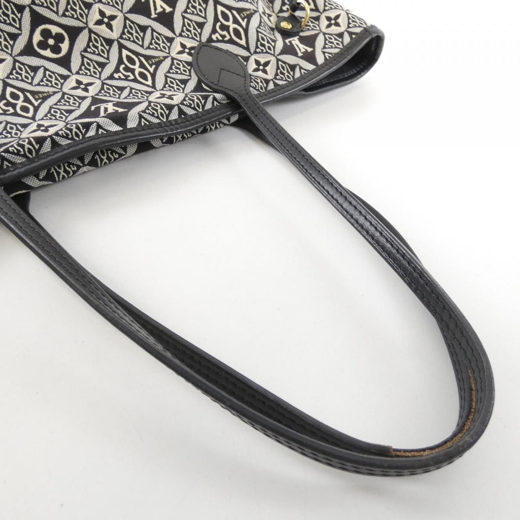 Louis Vuitton Neverfull MM Bag — view 4