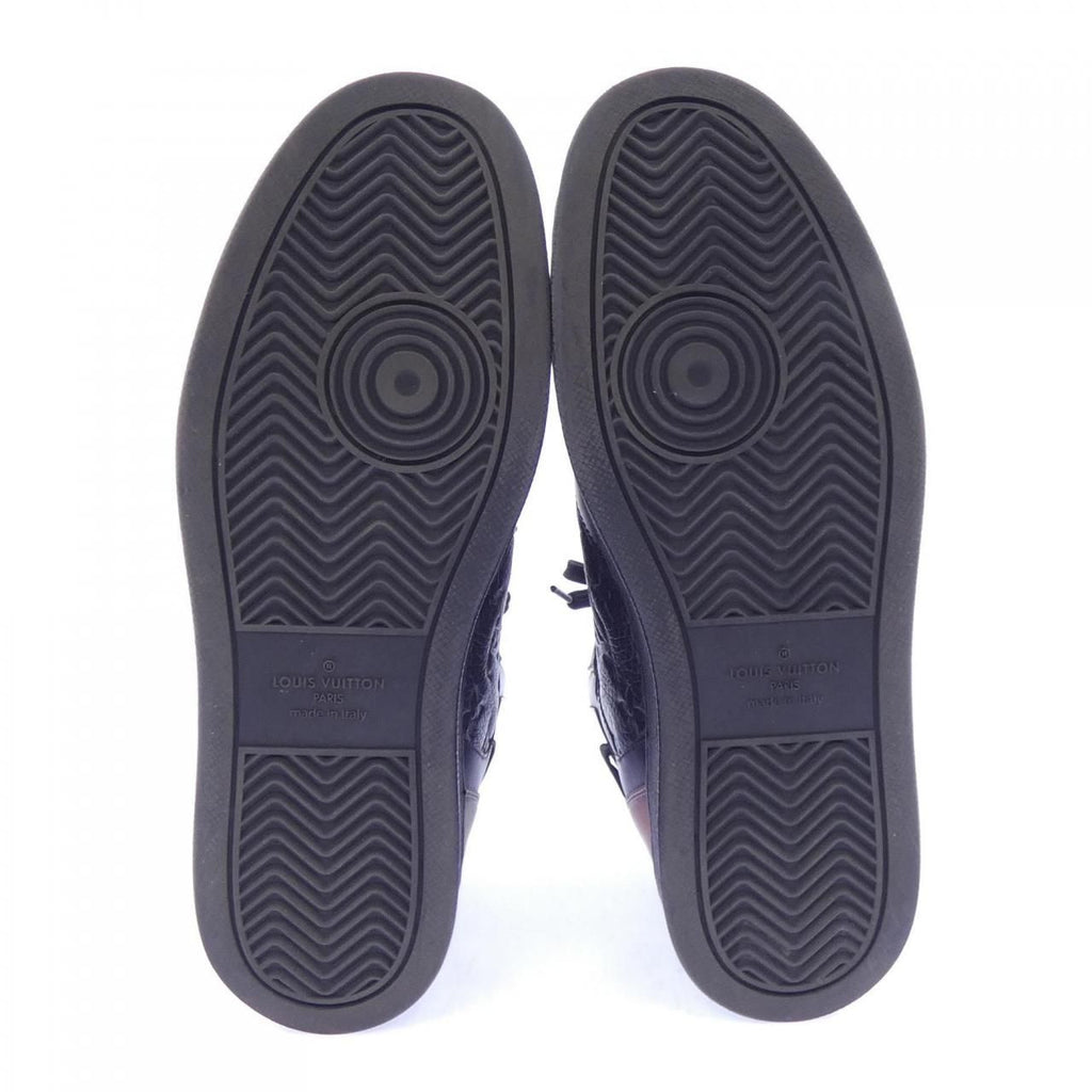 Louis Vuitton Rivoli Line Sneakers — view 4