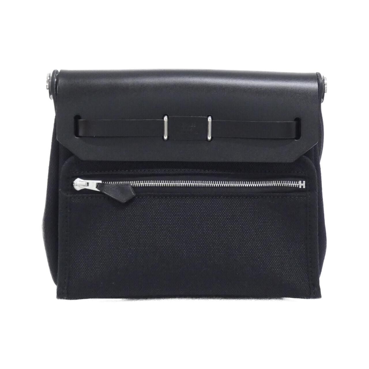 Hermes Herbag Zip 20 cm Shoulder Bag — view 2