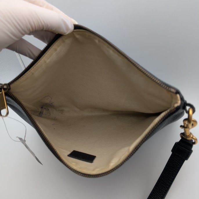 Gucci Interlocking GG Sherry Line Leather Black Clutch — view 6