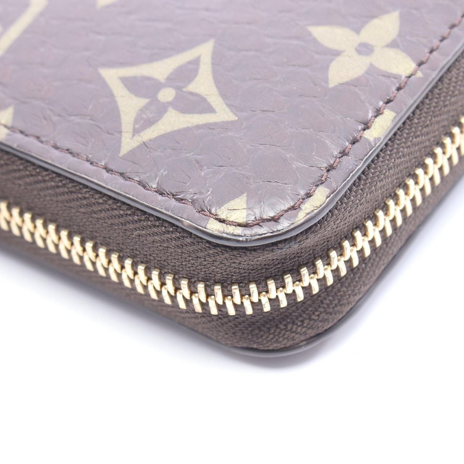 Louis Vuitton Round Wallet Zippy Monogram Exotic Cles — view 9