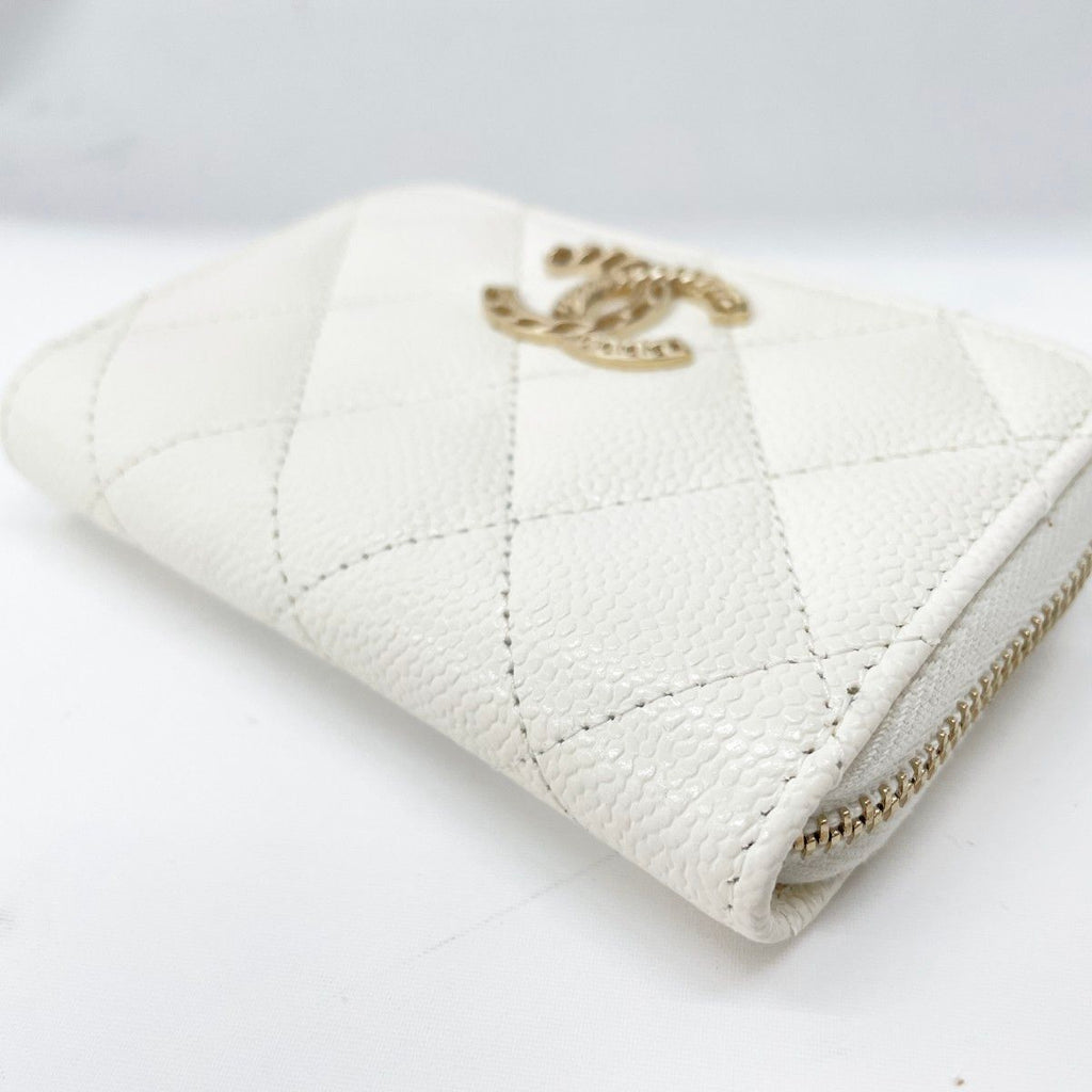Chanel Wallet CC Logo Quilted Zip Around Coin Case White Caviar Leather — view 3