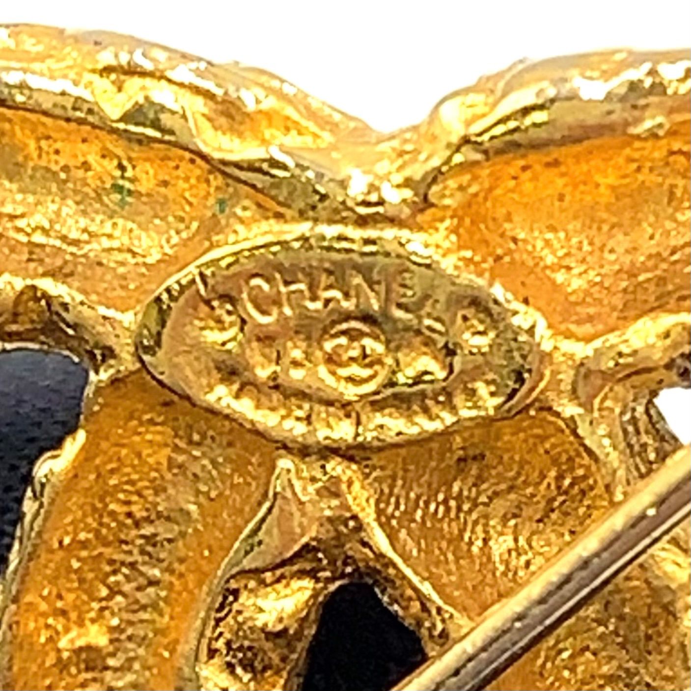 Chanel CC Logo Gold Plated Brooch — view 3