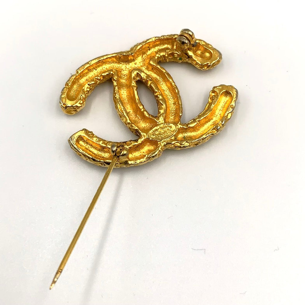 Chanel CC Logo Gold Plated Brooch — view 4