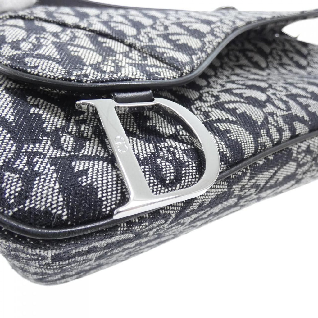 Dior Vintage Saddle Shoulder Bag — view 4