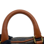 Celine Handbag Triomphe Heart Leather Bag Brown — view 9
