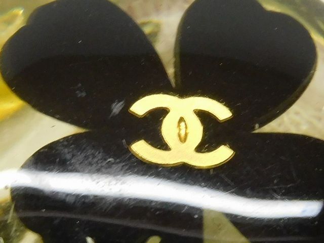 Chanel Plastic Ring Clover — view 4