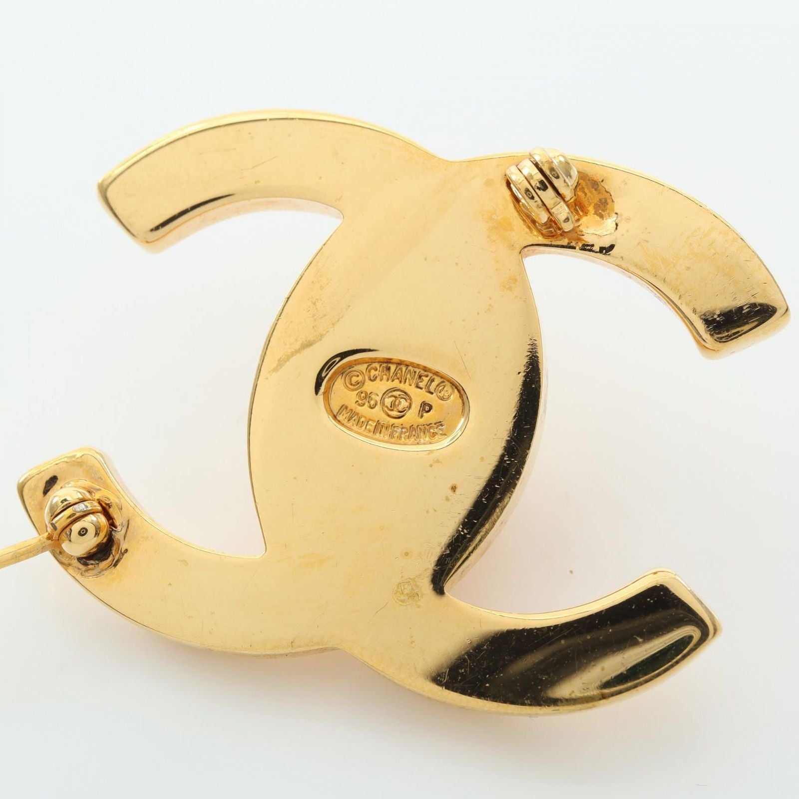Chanel Brooch CC Logo — view 3