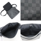 Louis Vuitton Shoulder Bag District MM Damier Graphite Black Gray Crossbody — view 4