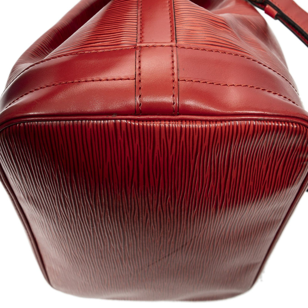 Louis Vuitton Noe Red Epi — view 7