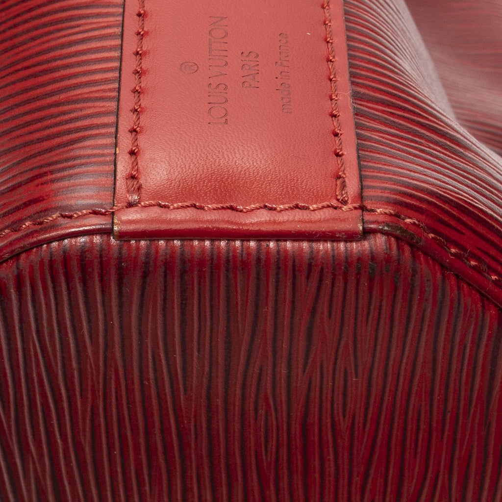 Louis Vuitton Sac Deport Red Epi — view 7