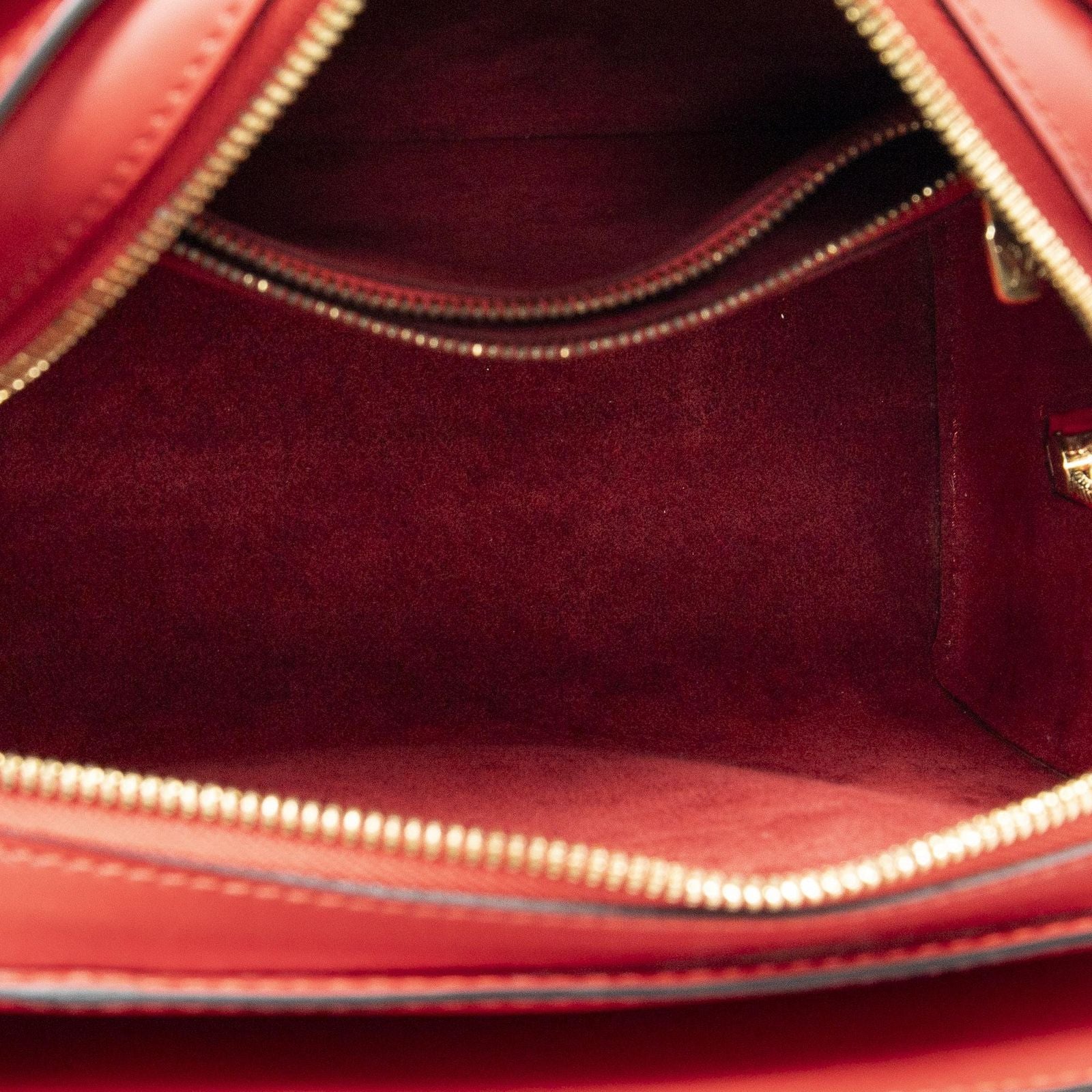 Louis Vuitton Pont Neuf Red Epi — view 9