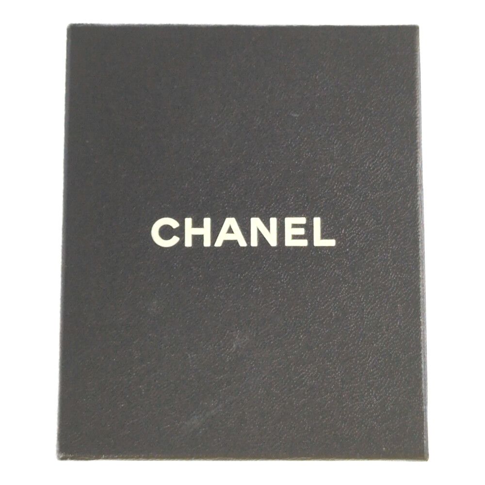 Chanel CC Logo Necklace Pendant Alloy Gold — view 5