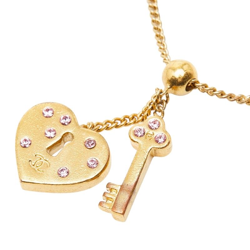 Chanel CC Logo Heart Key Bracelet Gold Plated Rhinestone — view 3